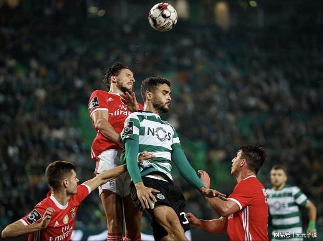 关键时刻葡超焦点战,广州队内部沟通,更衣室稳定,更衣室氛围转暖 关键时刻葡超焦点战,广州队内部沟通,更衣室稳定,更衣室氛围转暖